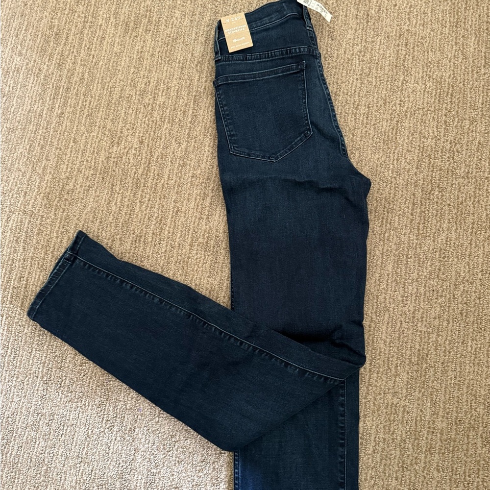 Madewell Straight-Leg Jeans in Dark Indigo